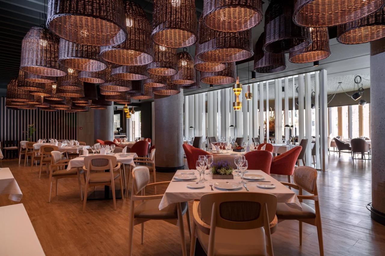 Lopesan Villa del Conde Resort&Thalasso Meloneras Esterno foto The restaurant